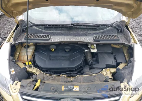 2014 Ford Escape Titanium z USA, uszkodzony, nr VIN 1FMCU0J97EUC92983